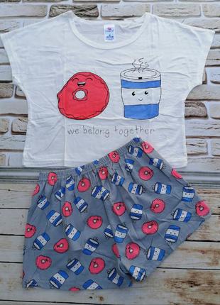 Комплект укорочена футболка та шорти принт "пончик + склянка"