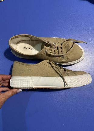 Кеды макасины нюдового цвета от na-kd