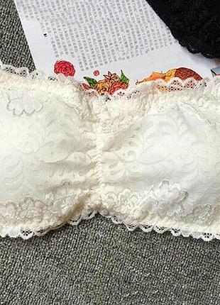 Волшебный белый кружевной лиф с поролоном в чашках чашечках и шнуровкой на спинке 15903