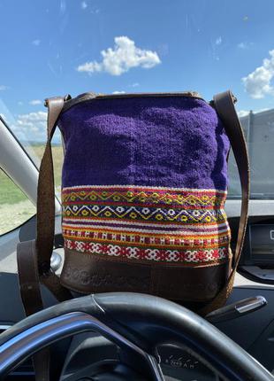 Сумка-рюкзак в стилі бохо -фіолетовий рюкзак з шкіряними вставками4 фото
