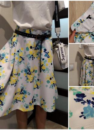 Классная белая стильная юбка