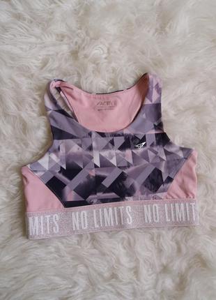 Спортивный топ