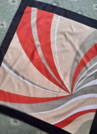 Интересный платок norma dori