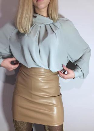 Шикарна блуза з манжетами