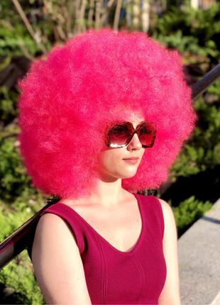 Парик афро малновый розовый каре клоун карнавальный / перука рожева малинова карнавальна2 фото