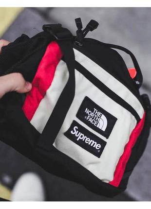 Бананка supreme x the north face5 фото