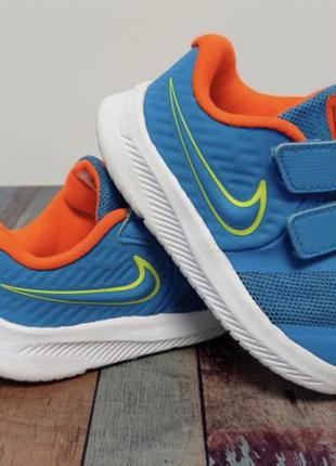 Кроссовки в отличном состоянии nike