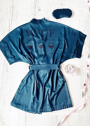 Шелковый халат с принтом wine