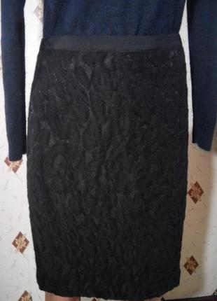Фирменная фактурная юбка прямого кроя из плотной шерстяной  ткани