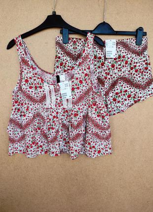 Річний натуральний костюм h&m блуза топ з воланами і шорти в квіти1 фото