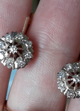 Серьги с бриллиантами яркие якуты