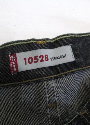 levis 10528 straight