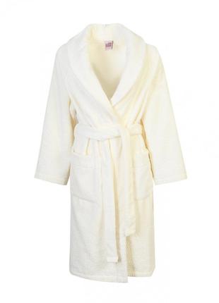 Белый махровый халат до колена оверсайз