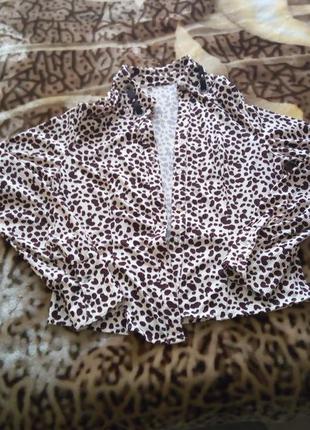 Красива блуза