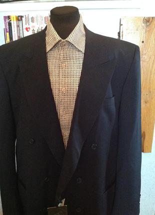 Респектабельный черный пиджак бренда johnsons, р. 588 фото