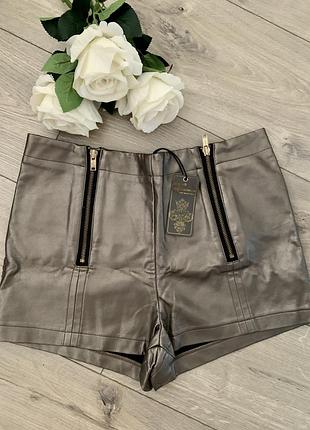 Шорты короткие англичанина