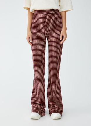 Трикотажные брюки клеш pull&bear, размер м 5