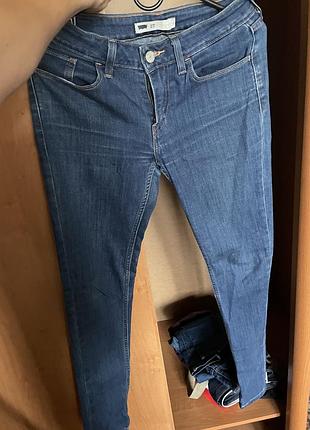 Жіночі сині джинси levis super skinny розміри 26 і 27
