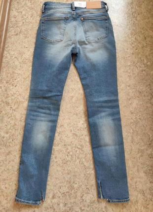 Высокие скины джинсы скинни skinny рваные колени, стрейчевые h&m3 фото