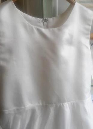 Дуже красиве і нарядне плаття