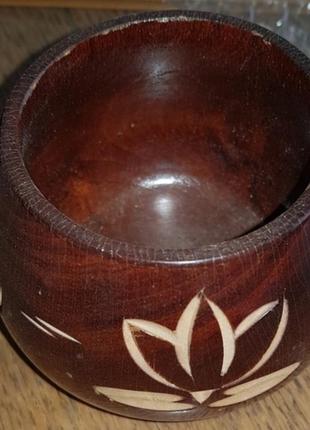 Деревянная резная вазочка1 фото