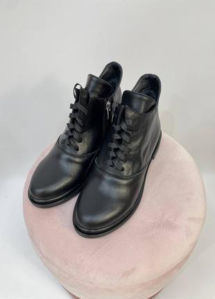 Ексклюзивні черевики з натуральної італійської шкіри чорні жіночі5 фото