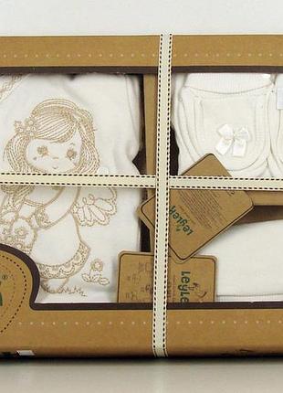 Подарунковий набір для новонародженого,набір для хрестин