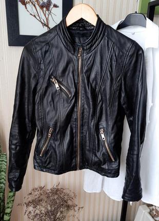 Шкіряна куртка кожанка