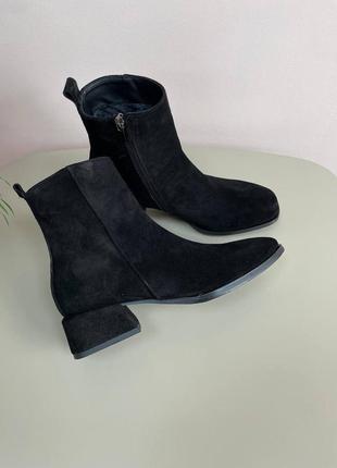 Ботинки женские из натуральной замши