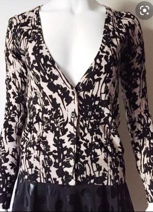 Качественный укороченный кардиган на пуговицах цветочный орнамент h&m размер s 40-42