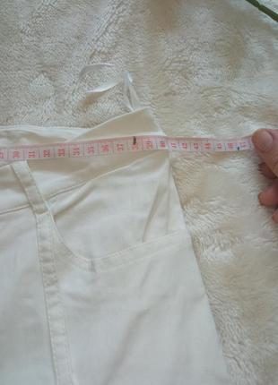 Белые брюки стрейчевые3 фото