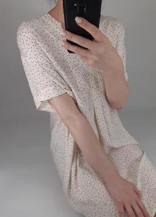 Мягкая приятная к телу блуза молочного цвета в мелкий горох длинная футболка туника1 фото