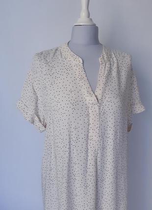 Мягкая приятная к телу блуза молочного цвета в мелкий горох длинная футболка туника3 фото