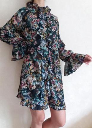 Шифонова сукня в квітковий принт, плаття з рюшами, вільного крою, вільне плаття3 фото