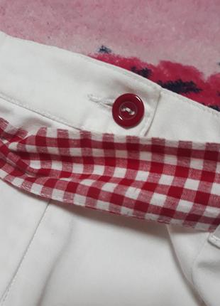 Коттоновая юбка карандаш с эффектным красным поясом, размер с м5 фото