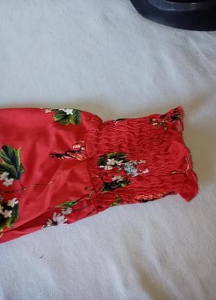 Блузка цветы на красном с длинным рукавом6 фото