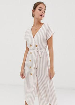 Двубортное платье в полоску