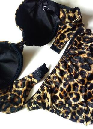 80в-75с рр 10-12 эффектный бархатный комплект леопард natural, белье велюровое