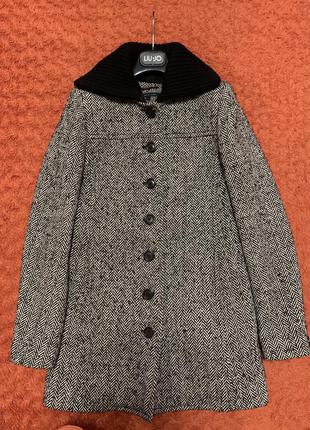 Пальто tommy hilfiger размер s (44-46) шерсть1 фото