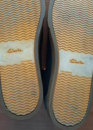 Стильные, полностью кожаные туфли clarks, 33 w3 фото