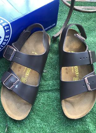 Босоножки birkenstock milano natural leather6 фото