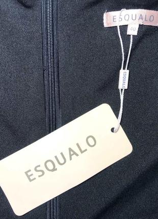 Esqualo платье-футляр с открытыми плечами и расклешенными рукавами голландия7 фото