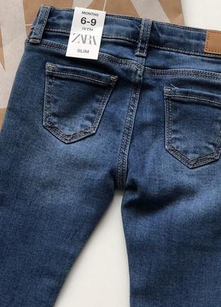 Джинсы zara скинни джинсы 6-9 мес 74 см скошенные джинсовые скины2 фото
