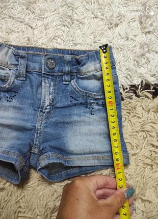 Короткие джинсовые шорты стрейч на 2-4 года9 фото