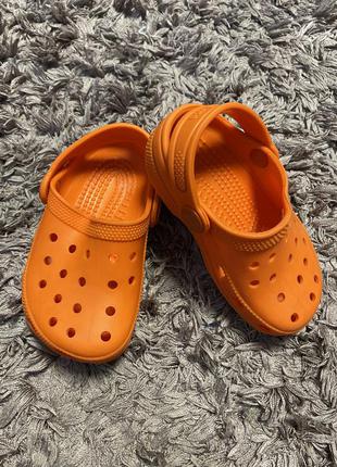 Дитячі крокси chicco