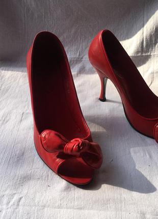 Туфлі * schuh* іспанія р. 38 (25.00)