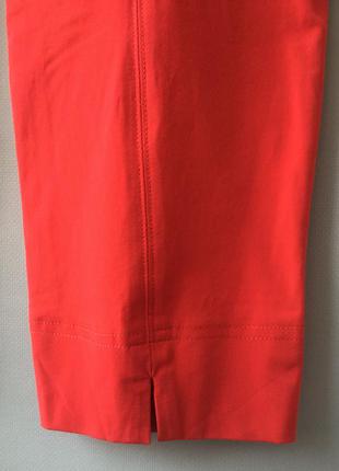 Стрейчевые зауженные укороченные красивые брюки бренда raffaello rossi, германия7 фото