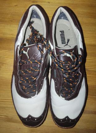 Фирменные бутсы