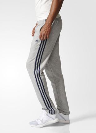 Брюки мужские adidas essentials 3-stripes bk74482 фото