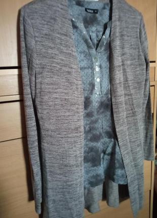 Брендовая вискозная трикотажная накидка